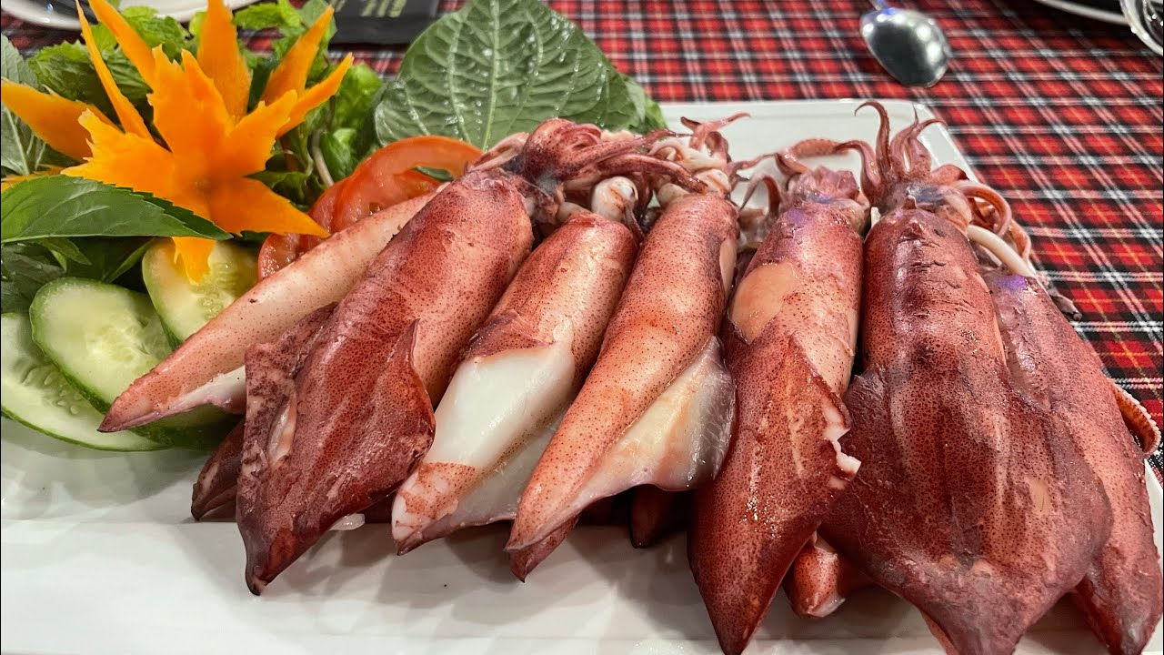 “Mực nháy” Cửa Lò Nghệ An nằm trong Top 10 đặc sản hải sản Việt Nam