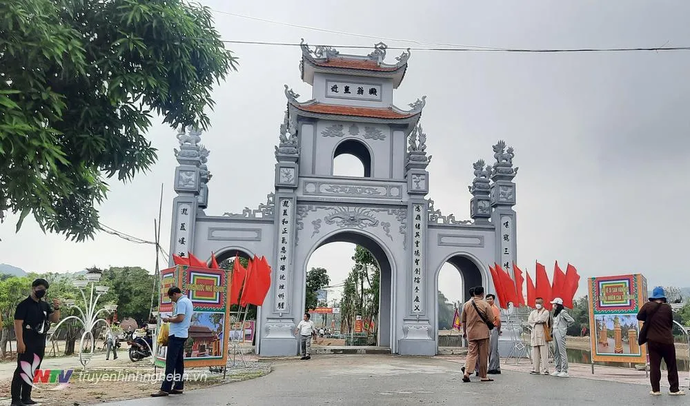 Lễ hội Đền Hoàng Mười
