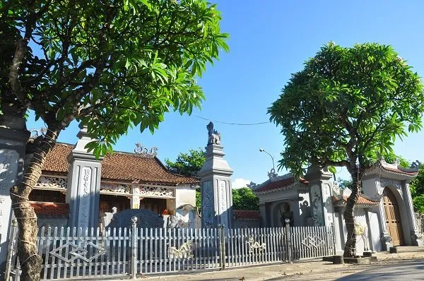 Lễ hội đền Vạn Lộc