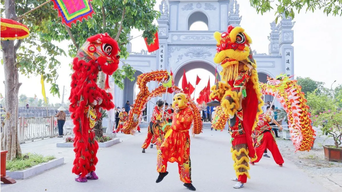 Lễ hội đền ông Hoàng Mười