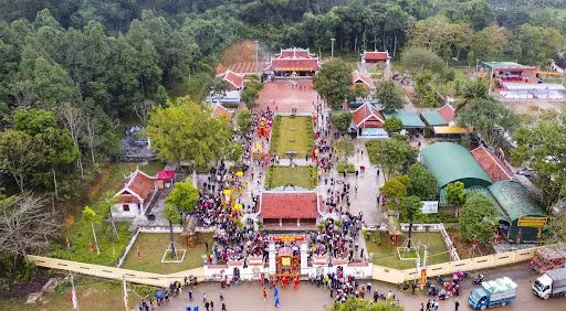 Lễ hội đền Quả Sơn