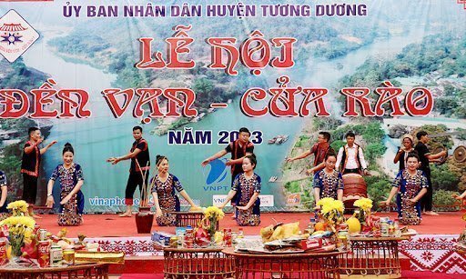 Lễ hội Đền Vạn 