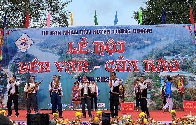 Lễ hội Đền Vạn 