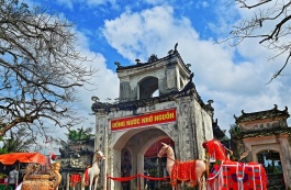 Đền Bạch Mã
