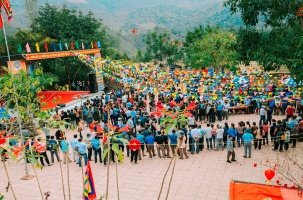 Lễ hội Pu Nhạ Thầu