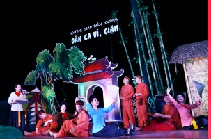 Thưởng thức diễn xướng dân ca ví, giặm với “thầy bày, thầy gà”