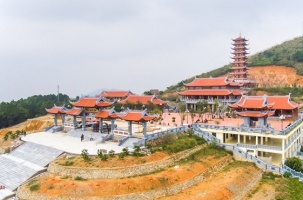 Đình Hoành Sơn - Phác họa hồn cốt quê hương, xứ sở