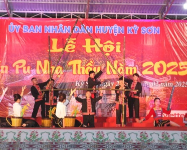 Lễ hội Pu Nhạ Thầu