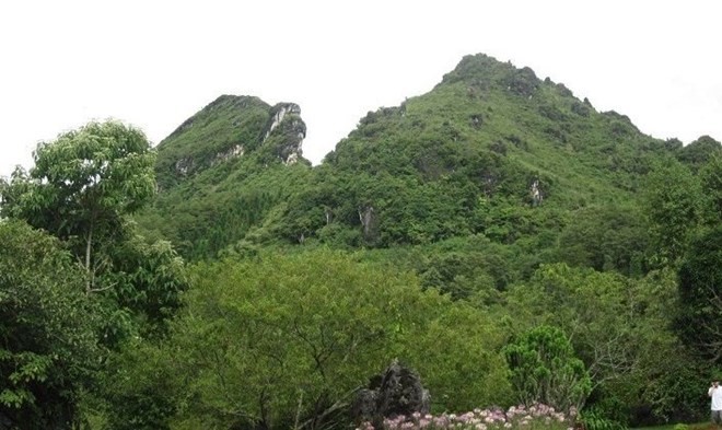 Núi Kỳ Lân - một trong 