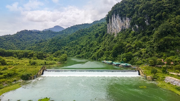 Nét chấm phá trong bức tranh non nước Nghệ An